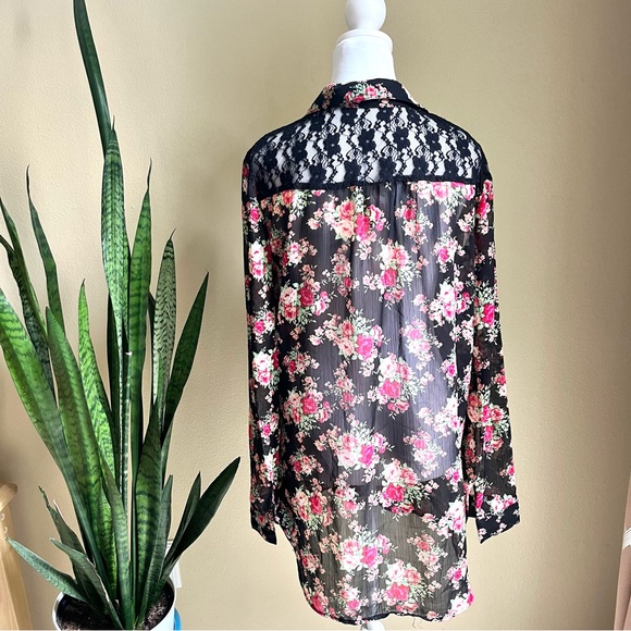 No Boundaries Black Floral Sheer Button Up Collared Blouse Shirt XL - Picture 4 of 8